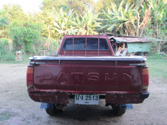 ขาย datsun 720 เครื่อง 1600 cc พร้อมใช้พร้อมโอน