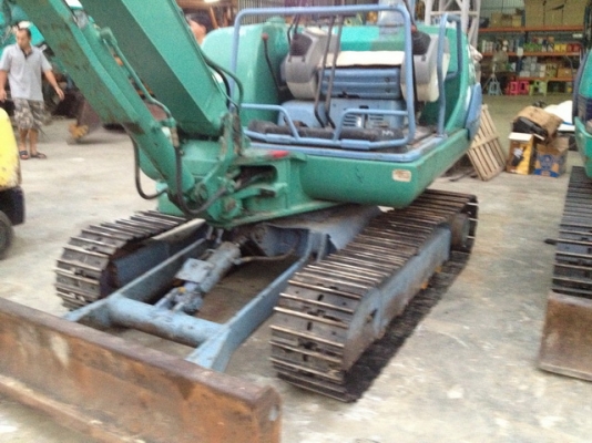 PC30-7 R และ PC20-7 E แมคโคนำเข้าสภาพดี เปลี่ยนแทรคเหล็กใหม่