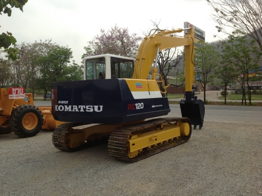 ขายPC120-5 เก่าญี่ปุ่นเอกสารครบ ทำสีใหม่ จัดไฟแนนซ์ได้