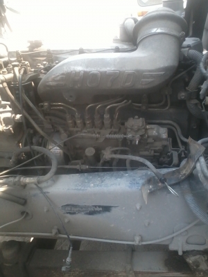 ขายรถบรรทุกHINO FF3H HO7D 195แรง ตู้แห้ง10บาน ปี40ไม่มีเสากลาง รถห้าง เครื่องดี คัสชีศ์สวย ตู้ดีไม่มีรั่ว ภายในสวย หัวไปทำสีใหม่สวยเลยครับ