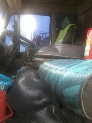 ขายรถบรรทุกHINO FF3H HO7D 195แรง ตู้แห้ง10บาน ปี40ไม่มีเสากลาง รถห้าง เครื่องดี คัสชีศ์สวย ตู้ดีไม่มีรั่ว ภายในสวย หัวไปทำสีใหม่สวยเลยครับ