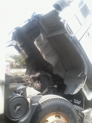 ขายรถบรรทุกHINO FF3H HO7D 195แรง ตู้แห้ง10บาน ปี40ไม่มีเสากลาง รถห้าง เครื่องดี คัสชีศ์สวย ตู้ดีไม่มีรั่ว ภายในสวย หัวไปทำสีใหม่สวยเลยครับ