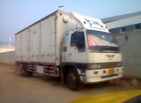 ขายรถบรรทุกHINO FF3H HO7D 195แรง ตู้แห้ง10บาน ปี40ไม่มีเสากลาง รถห้าง เครื่องดี คัสชีศ์สวย ตู้ดีไม่มีรั่ว ภายในสวย หัวไปทำสีใหม่สวยเลยครับ