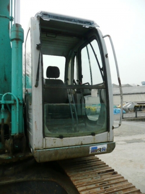 New Stock KOBELCO SK200-6 YN07-31735 YR 2000 จากญี่ปุ่น ไม่แพงครับ