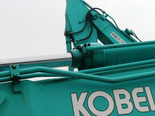 New Stock KOBELCO SK200-6 YN07-31735 YR 2000 จากญี่ปุ่น ไม่แพงครับ