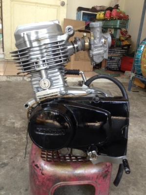 ขาย  เครื่อง CG 125 มีตัวถ่าย สำเนาทะเบียน ให้คับ เพราะ ไปลง เครื่องไลฟาน 200 มา คับ เครื่อง พร้อมใช้ ขาย 4000 ต่อลองได้คับ