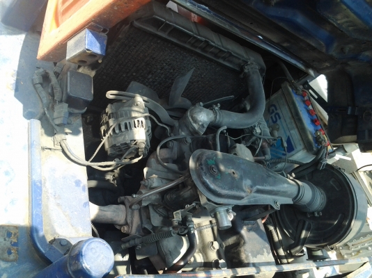 toyota รุ่น 4  ยกได้2 ตัน  สูง 3เมตร เบนซิน สภาพดีมาก