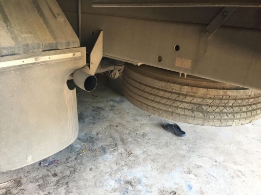 10 ล้อ 2 เพลา240แรง...ISUZU FVM ช่วงยาว ไมล์ 3 หมื่นกิโลนิดๆ ปี 2012 กระบะยาว7คอ ช่วงล้อ 5.80 ม.