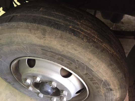 10 ล้อ 2 เพลา240แรง...ISUZU FVM ช่วงยาว ไมล์ 3 หมื่นกิโลนิดๆ ปี 2012 กระบะยาว7คอ ช่วงล้อ 5.80 ม.