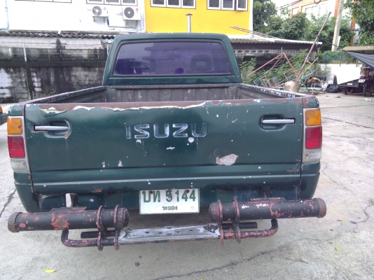 อีซูซุ มังการทองปี89 เครื่องดีมาก ขับดีบางๆ สีตามสภาพ ชัชซีสวย77000 อีซูซุ มังการทองปี89 เครื่องดีมาก ขับดีบางๆ สีตามสภาพ ชัชซีสวย77000