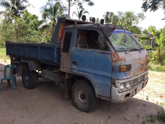 4 ล้อดั้ม 85 แรง ISUZU รถพร้อมใช้ ภาษีไม่ขาด มีเล่มทะเบียน