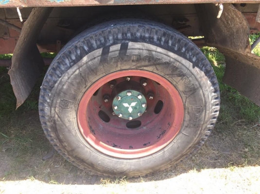 6 ล้อเบนซ์ คลาสสิค เครื่อง 168 แรง เฟืองท้ายฟูโซ่ มีเพาเวอร์ รถพร้อมใช้ เล่มพร้อม ภาษีไม่ขาด