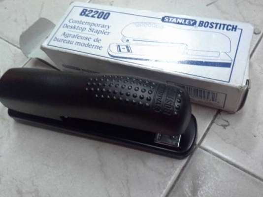 ขายแม็คเย็บกระดาษ STANLEY BOSTITCH Made in Taiwan.