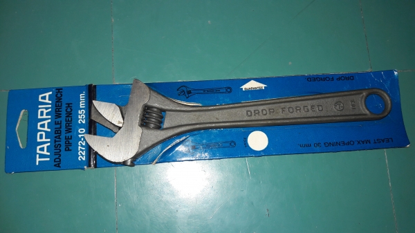 ขายประแจเลื่อนทาปาเรียขนาด10" TAPARIA Made in India.รุ่นเก่าสลับปากได้