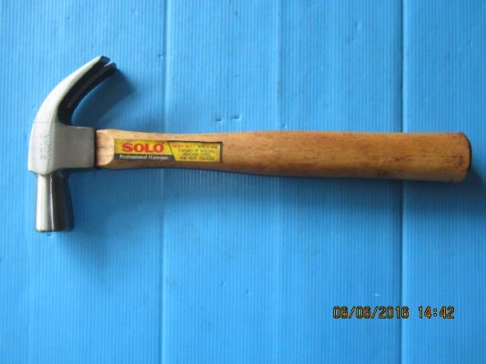 ขายค้อนSOLOขนาด16OZ.ด้ามไม้งานนอกเก่าเก็บ20ปี