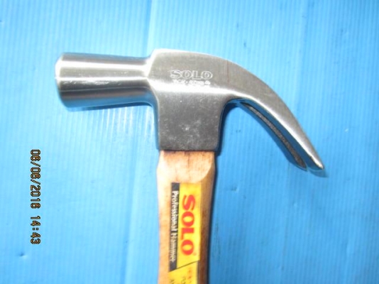 ขายค้อนSOLOขนาด16OZ.ด้ามไม้งานนอกเก่าเก็บ20ปี