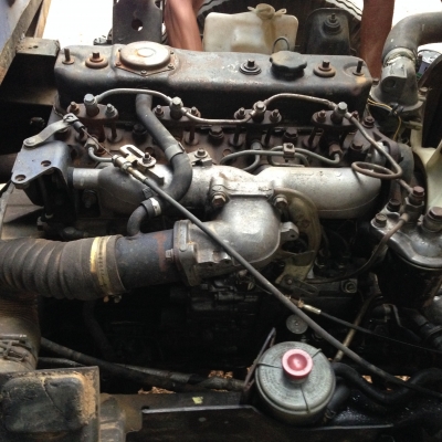 รถบรรทุก 6  ล้อดั๊มเกษตร  อีซูซุประกอบนอก  115 แรง (NPR 59L )