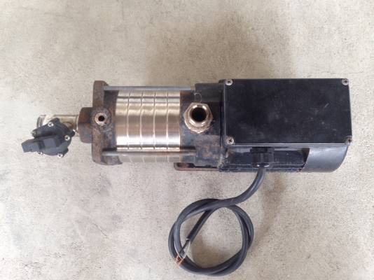 ขายปั้มน้ำแรงดันสูง Groundfos 1HP. 220V ไฟบ้าน สภาพสวยเดิมๆ วิ่งนิ่ม พร้อมใช้งาน