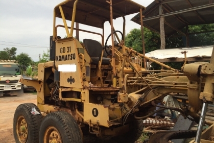 รถเกรด KOMATSU GD31เครื่อง4สูบเทอร์โบระบบไฮโดรลิคพร้อมทำงานเลยไม่ต้อซ่อมเจ้าของขายเองรถบ้าน รถเกรด KOMATSU GD31เครื่อง4สูบเทอร์โบระบบไฮโดรลิคพร้อมทำงานเลยไม่ต้อซ่อมเจ้าของขายเองรถบ้าน
