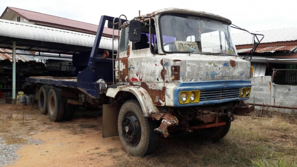 ขาย เทนเลอร์ 10 ล้อ เพลาเดียว HINO KT925 ไม่มีทะเบียน เครื่อง EH700 168 แรงม้า พวงมาลัยพาวเวอร์ คัสซีสวยตลอดเส้น ช่วงล่างลูกหมากร้อย ราคาต่อรองได้ครับ