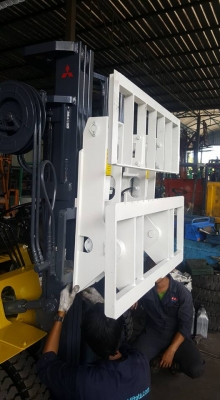 มองหางาเท นึกถึงพีทีเอ ชลบุรี0818342060 รถตักยางพาราตักยางก้อนยางถ้วยขี้ยางตักปามล์ไม้บด มองหางาเท นึกถึงพีทีเอ ชลบุรี0818342060 รถตักยางพาราตักยางก้อนยางถ้วยขี้ยางตักปามล์ไม้บด