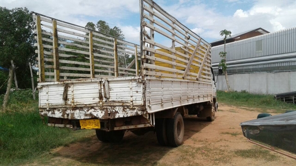 ขาย 6 ล้อ ยาง 825/16 HINO FD3H กระบะยาว 6 เมตร เครื่อง HO7D 195 แรงม้า เกียร์ HO คัสซีสวย เบรคทิฟฟี่ พวงมาลัยพาวเวอร์ ทะเบียนพร้อมโอน