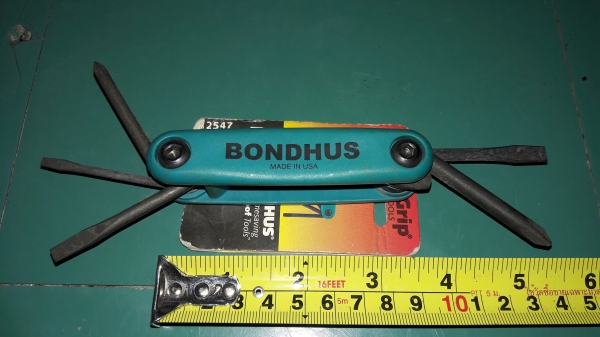 ขายชุดไขควงพับใหม่เก่าเก็บ BONDHUS Made in USA.