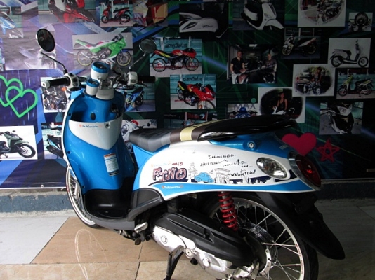 Fino ลายแฟร์ชั่น สีฟ้าขาว ลงล้อขอบ 17ตามรูป เครื่องยนต์เดิมๆ แถม 3 รายการ 19900