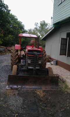 ขอขายรถไถแมตชี่ 165 พวงมาลัยเพาร์เวอร์ ดันหน้า ผาน7 เครื่องเกียร์หาง สมบูรณ์ พร้อมทำงานครับ ขอขายรถไถแมตชี่ 165 พวงมาลัยเพาร์เวอร์ ดันหน้า ผาน7 เครื่องเกียร์หาง สมบูรณ์ พร้อมทำงานครับ