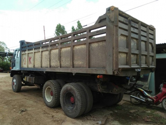 ขายรถ10ล้อ ดั้ม2เพลา ร็อกกี้240แรง พาวเวอร์ เบรกจิฟฟี่ ภายในสวย รถสวยสภาพดี เอกสารเล่มทะเบียนพร้อมโอน ราคา750,000 สนใจโทร 090-8588220คุณนะ 093-3258446คุณบิว หรือเข้าดูสินค้าอื่นๆได้ที่ www.narong2truck.com หรือ www.truck.in.th/498 หรือเพจFacebook ณรงค์ ซื