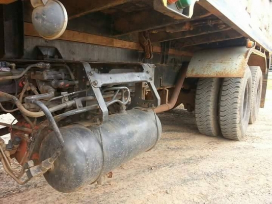 ขายรถ10ล้อ ดั้มร็อกกี้ 2เพลา FVZ พาวเวอร์ เบรกจิฟฟี่ ภายในสวย สภาพพร้อมใช้งาน เอกสารเล่มทะเบียนพร้อมโอน ราคา650,000 สนใจโทร 090-8588220คุณนะ 093-3258446คุณบิว หรือเข้าดูสินค้าอื่นๆได้ที่ www.narong2truck.com หรือ www.truck.in.th/498 หรือเพจFacebook ณรงค์