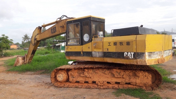 ขายรถแบ็คโฮ CAT E200 B  เครื่อง S6K  รถพร้อมใช้ ครบเต็มทุกระบบ เอกสารแจ้งจำหน่ายจากบริษัท