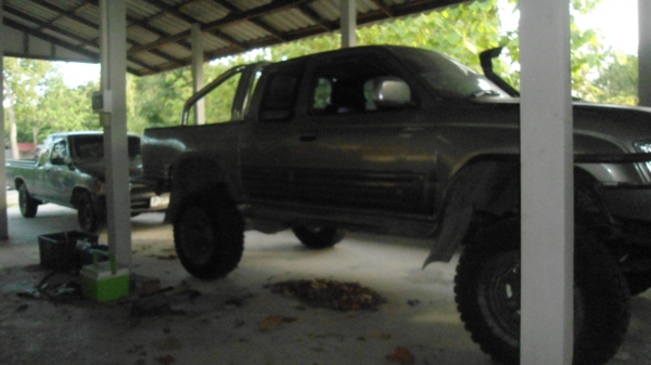 ขายโฟวิล ตามสภาพ เครื่องKZ 3000 เกียเซิฟ เครื่องพัง เสื้อสูบทะลุ ขายโฟวิล ตามสภาพ เครื่องKZ 3000 เกียเซิฟ เครื่องพัง เสื้อสูบทะลุ