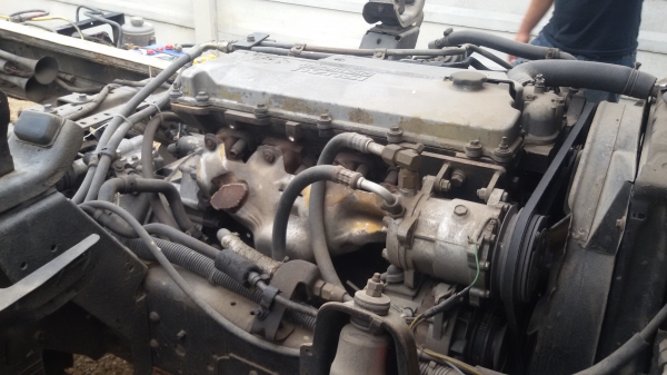 ขายรถ 10 ล้อฮีโน่เทรเลอร์ เครื่องดีคัชชีสวย. เพลาเดียว. พรอ้มใช้งาน