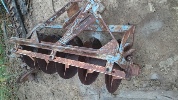 ขาย ผาน5*20  โครงสวยไม่มีแตก ผานของ ส. ยนต์เดชา แข็งแรงไถดี พร้อมใช้งาน ใส่รถ 20-25 แรง