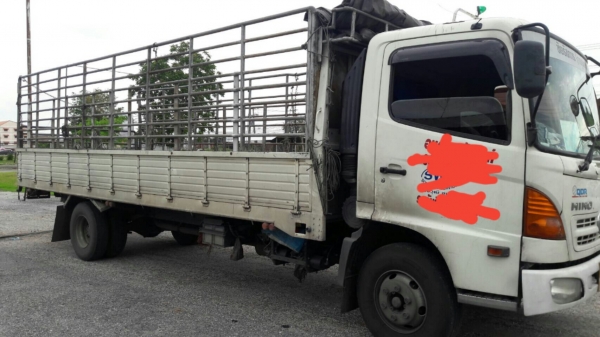 หกล้อ ฮีโน่ ซี่รี500 FC9J175ปี55ช่วงยาว 6.50ม สภาพดีสวยบางเดิมพร้อมใช้งาน ทะเบียนพร้อมโอน หกล้อ ฮีโน่ ซี่รี500 FC9J175ปี55ช่วงยาว 6.50ม สภาพดีสวยบางเดิมพร้อมใช้งาน ทะเบียนพร้อมโอน