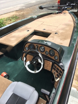 ขายเรือ BASS CHARGER 169VF ขนาด 17 ฟุต เครื่อง Mercury 115 แรง