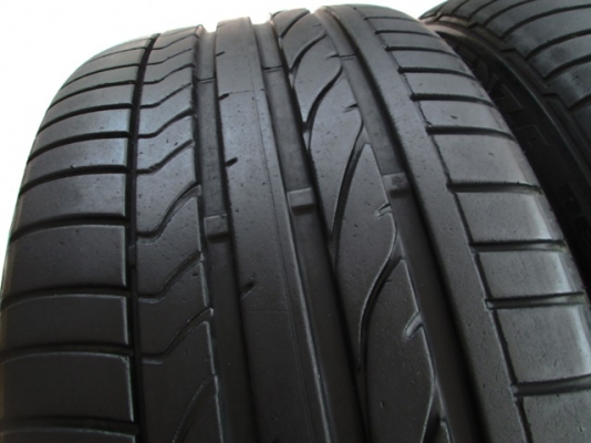 ขายยาง BRIDGESTONE RE050A 245-40-18 ปี13 ดอกแจ่มๆ 1คู่
