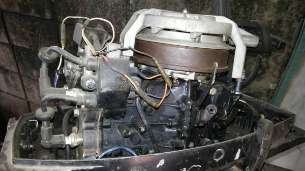 ยามาฮ่า 9.9หรือ15 แรงไม่ทราบ