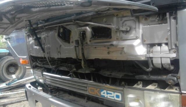 หัวลาก UD 290 แรง