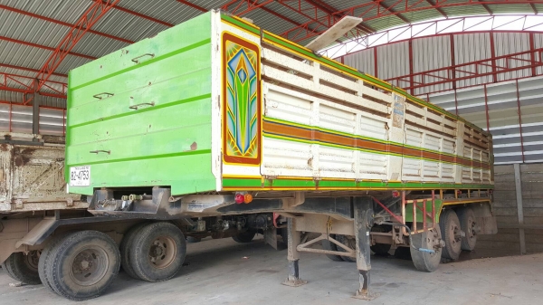 ขาย หางเทนเลอร์ดั้ม 3 เพลา ยาว 9 เมตร อู่เสรีชัย กระทะล้อมีให้ครบ เอกสารเล่มทะเบียนพร้อมโอน