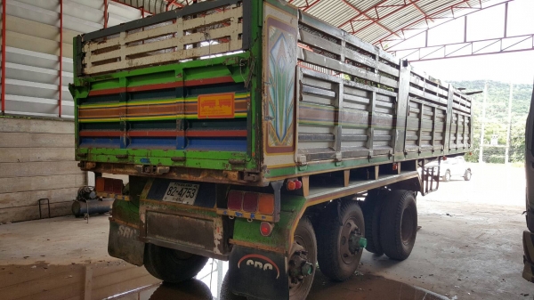 ขาย หางเทนเลอร์ดั้ม 3 เพลา ยาว 9 เมตร อู่เสรีชัย กระทะล้อมีให้ครบ เอกสารเล่มทะเบียนพร้อมโอน