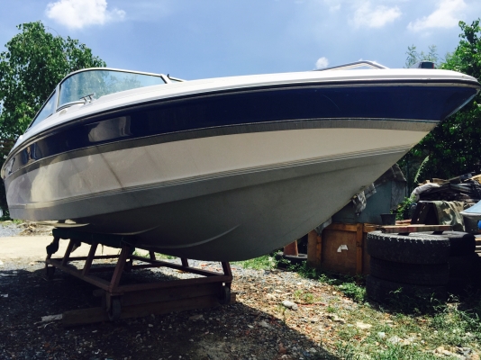 ขายเรือเปล่า starcraft (ไม่รวมเครื่อง) ราคา 110,000 บาทลดเหลือ 85000 บาท (ขนย้ายเองนะคะ)