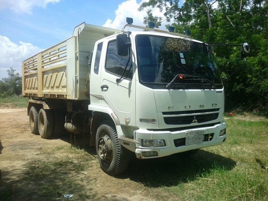 ขาย รถสิบล้อ ฟูโซ่ 240ดั้มสามมิตร ปี57 รถสวยพร้อมใช้งาน