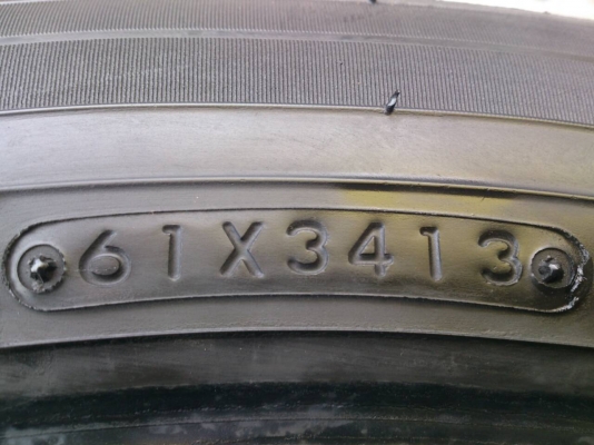 ขายยาง TOYO 225/55R19 MADE IN JAPAN ยางปี13 ดอกยางหนาเต็มสดเท่ากันไม่ร้าวไม่แตกลายสวยๆ จำนวน 1 ชุด ขายยาง TOYO 225/55R19 MADE IN JAPAN ยางปี13 ดอกยางหนาเต็มสดเท่ากันไม่ร้าวไม่แตกลายสวยๆ จำนวน 1 ชุด