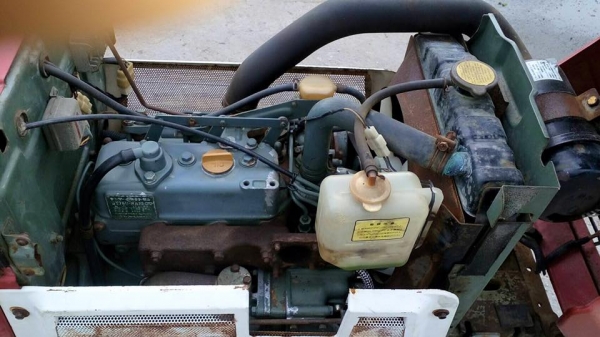 รถไถนั่งขับ Yanmar 17 แรง แถมโรตารี่พรวนดิน