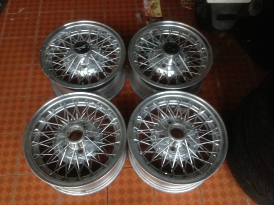 ล้อญี่ปุ่นเเท้ MONARCH 15กว้าง6นิ้วครึ่ง5รู114เก่าญี่ปุ่นเเท้สีเดิมไม่มีสนิมสภาพสวย