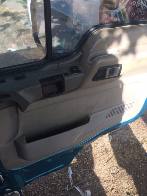 ขายรถ12ล้อ หัวคัสทรี HINO PROFIA เครื่อง.K13C รถสวย ราคา 1050000 ต่อรอง