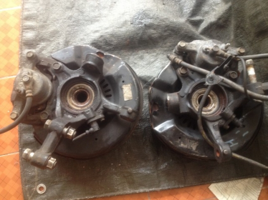 ดุมหน้า TOYOTA 1NZ วีออส เก่าญี่ปุ่นแท้จานหนาผ้าเบรคหนาสภาพดีคู่ละ ดุมหน้า TOYOTA 1NZ วีออส เก่าญี่ปุ่นแท้จานหนาผ้าเบรคหนาสภาพดีคู่ละ