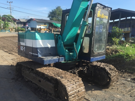 ขายKOMATSU PC60-2 บูมยาวพิเศษ8เมตร เหมาะสำหรับลงโป๊ะหรือทำบนบกก็ได้ สภาพสวย พร้อมใช้งาน เครื่องดีช่วงล่างดี ใบเเทร็กเต็ม เเอร์เย็นเจี๊ยบ ราคาต่อรองคุยกันได้คะ